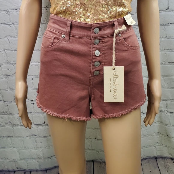 Altar'd State Pants - Altar'd state Flayed Edge Shorts